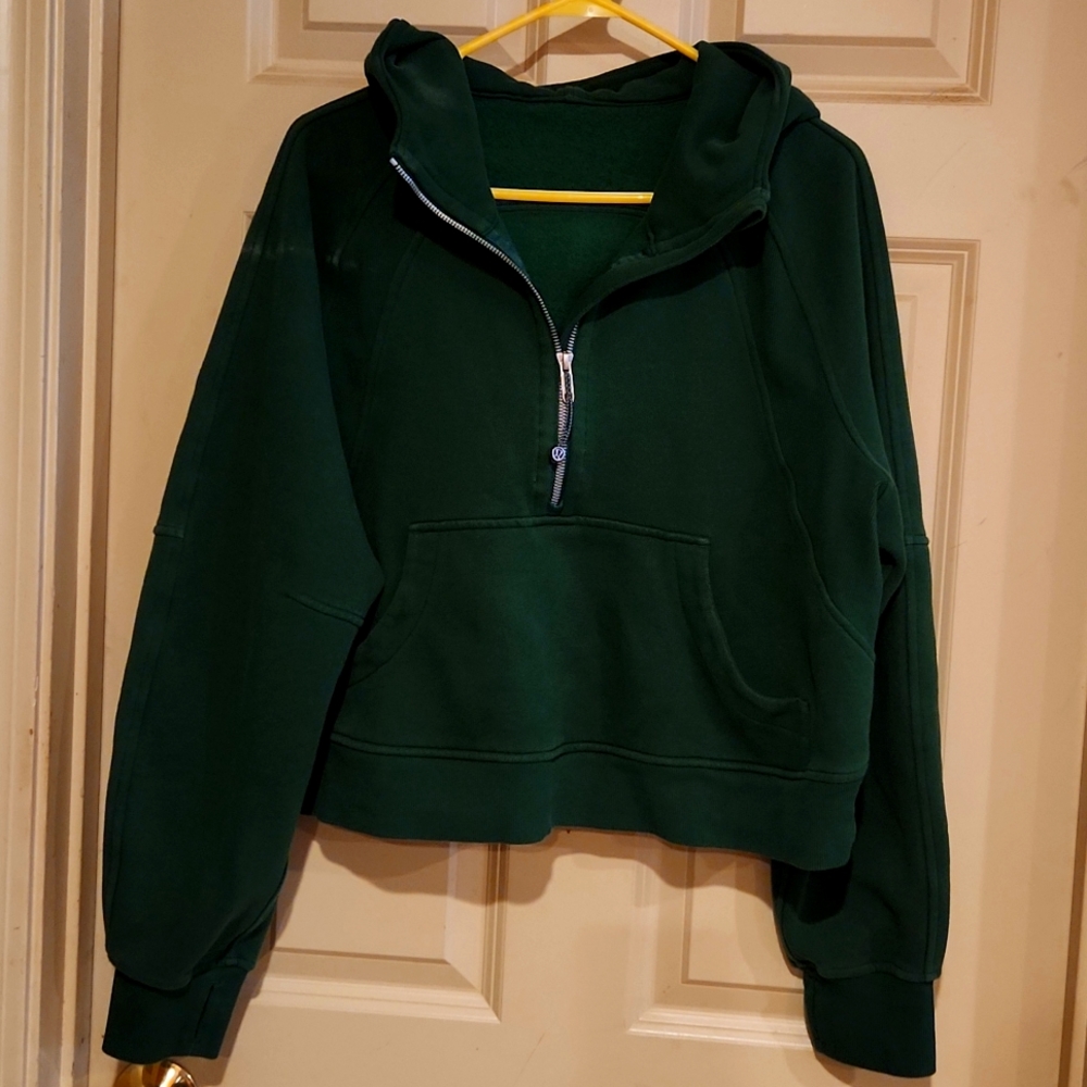 Lululemon 1/2 zip scuba green
